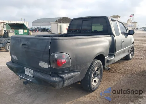 2001 Ford F-150 Lariat/Xl/Xlt from USA, damaged, VIN 2FTRX07L31CA65177